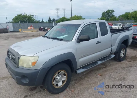 2006 Toyota Tacoma Access Cab z USA, uszkodzony, nr VIN 5TEUU42N56Z165265